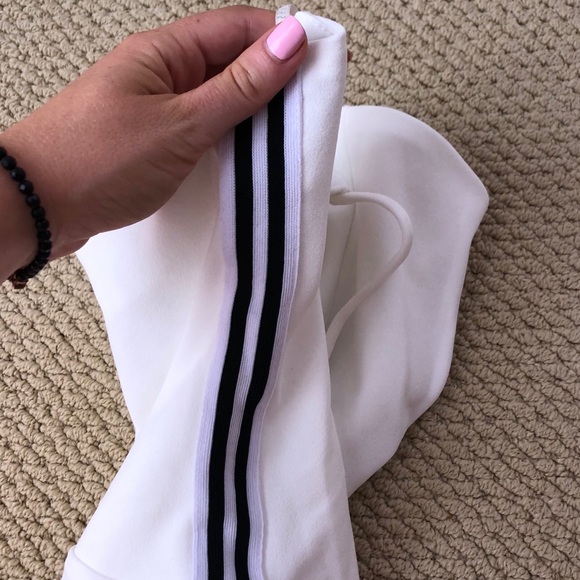 Lace up bodysuit - Picture 3 of 4